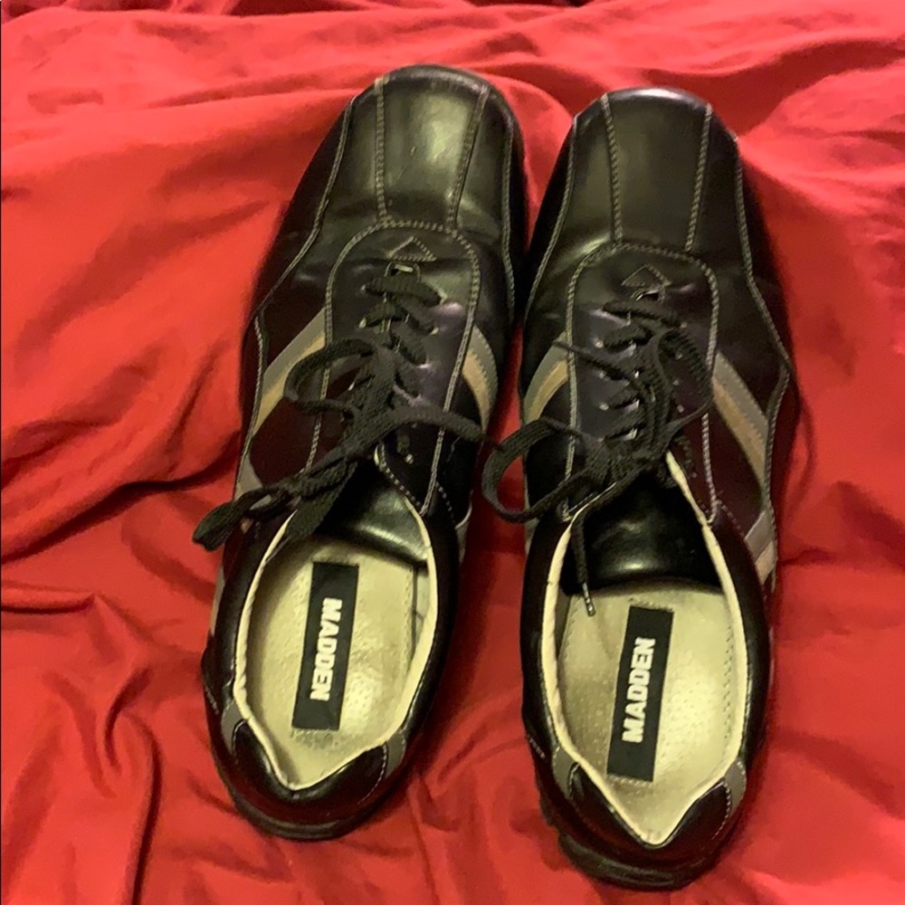 4/$30 Steve Madden Casual Shoes